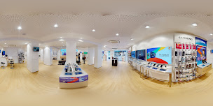 Photo n°19 de Boutique SFR Charleville Mezieres Republique à Charleville-Mézières (Opérateur téléphonique)