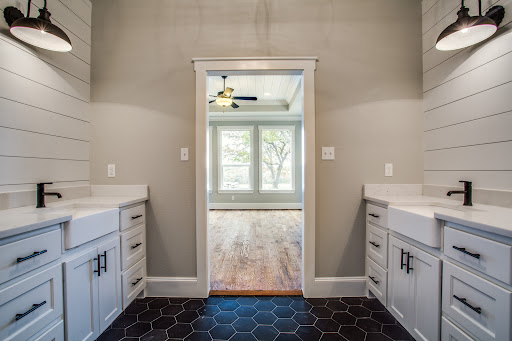 Edge Crew Construction - Visual