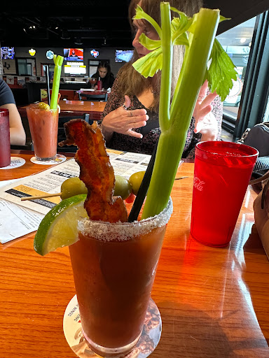 Backporch Drafthouse - Visual