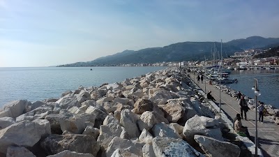 Küçükkuyu Deniz Feneri