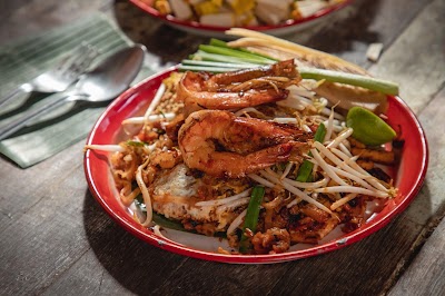 Hawa Pad Thai & Hoi Tod (Fried Mussel Pancake) Halal 1