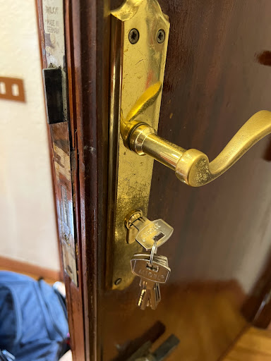 Cerrajero Urgente 24 horas en Tenerife - Abrir y Listo 24h