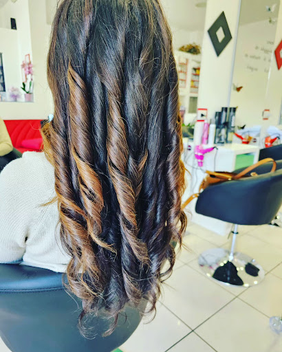 Mark 126 hair style Gallery - Italy