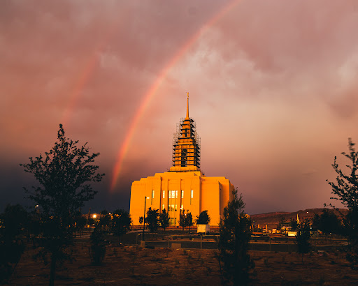Red Cliffs Utah Temple - Thumbnail