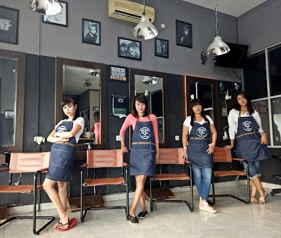 Photos of VERO SALON TEGAL (PUSAT)