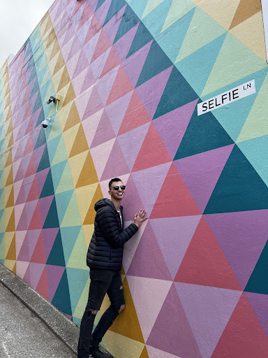 Selfie Lane - Thumbnail