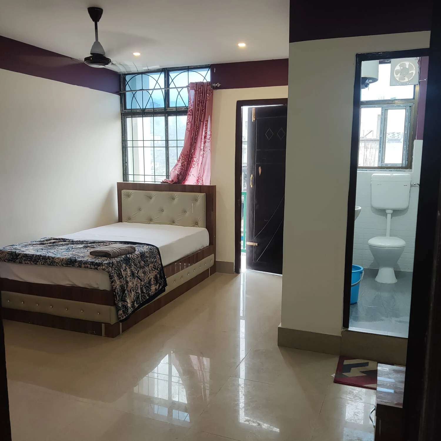 Hotel Santanu