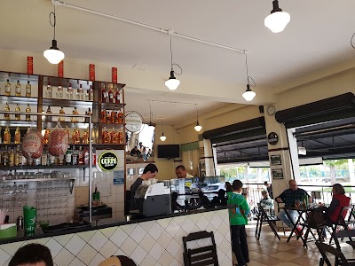 Photos of Bar Esquin&atilde;o