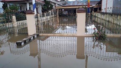 Photos of Gloria Mart