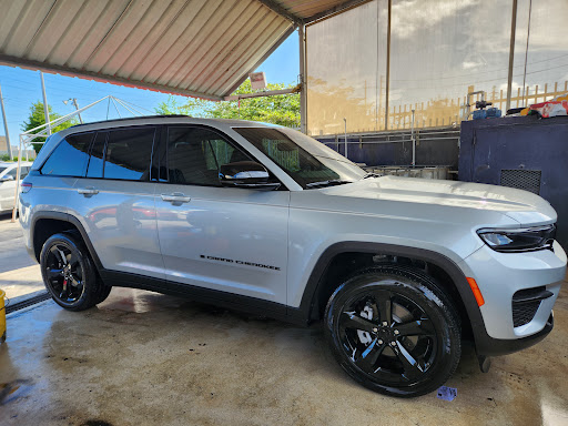 SAMMYS CAR WASH & DETAILING - Thumbnail