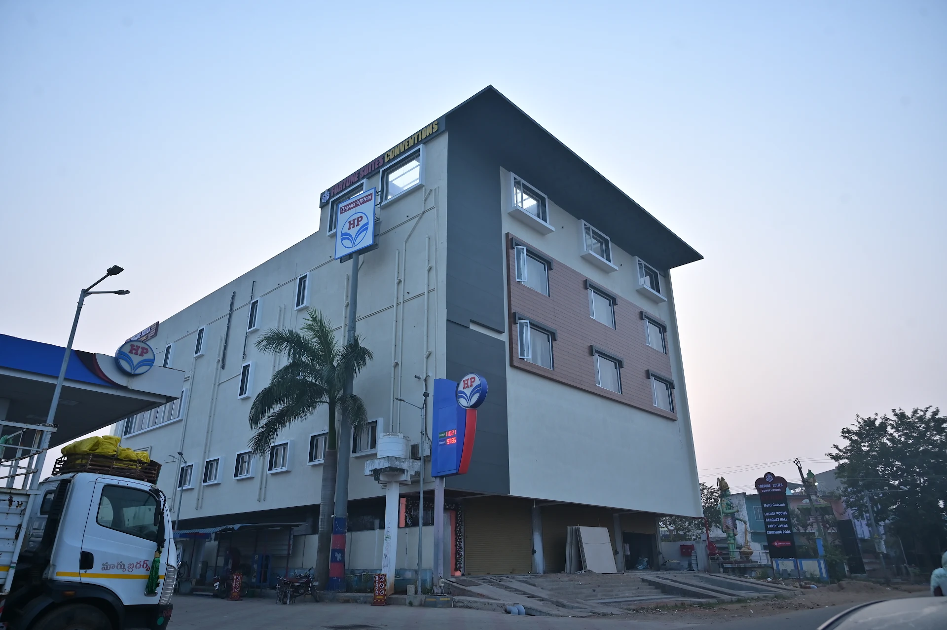 SSS FORTUNE SUITES
