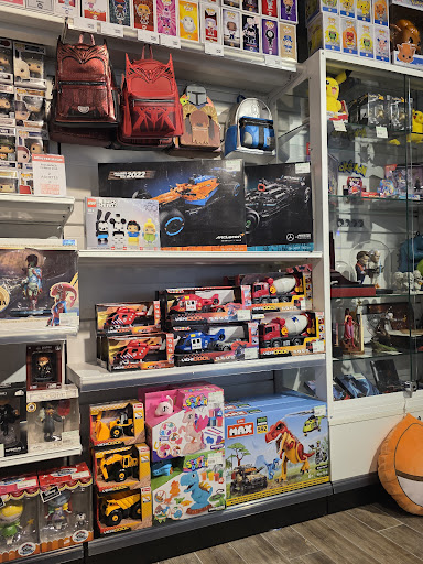 Bonne nouvelle ! Notre tout nouveau rayon jeux et jouets vient d’ouvrir ses portes. Ici, pas de surprises : tous les produits sont 100% neufs, prêts à faire briller les yeux des petits comme des grands. Venez découvrir des jeux pour tous les âges et toutes les envies. Passez nous voir et faites le plein de fun pour toute la famille !