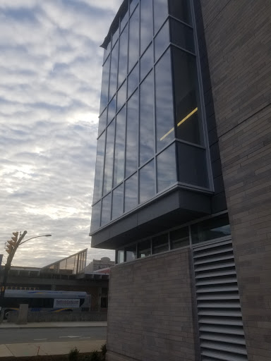 Ivy Tech - George and Frances Ball Building - Thumbnail