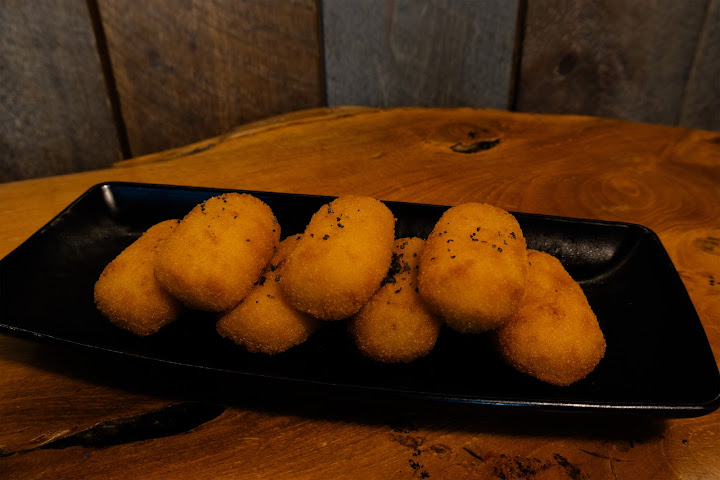 Dos Olivos Market Dripping Springs by null