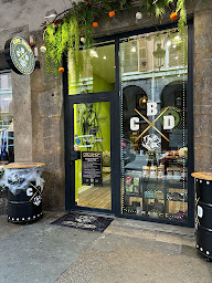 Photo n°1 de CBD Chambéry - CBD Shop France à Chambéry (Boutique de cigarettes électroniques)