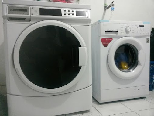 Hidayah Laundry, Author: ahmad wahyudi