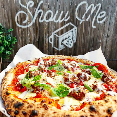 Show Me Pizza — dog-friendly restaurant in Austin