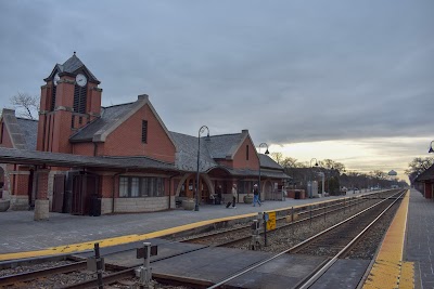 Glenview Station