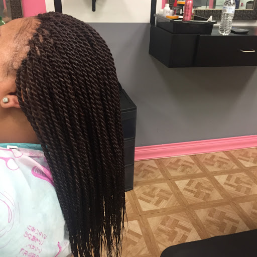 Luscious Hair Braiding & Boutique - Thumbnail