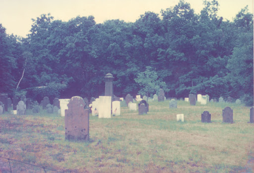 Old Eastbury Cemetery - Thumbnail