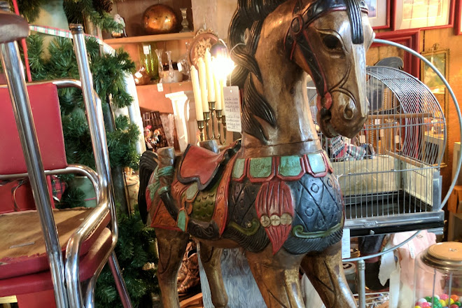 Visit Red Door Antiques On Your Trip To Canby Or United States