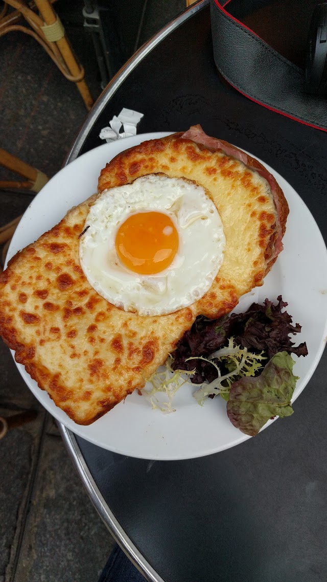 Café La Belle Férronnière