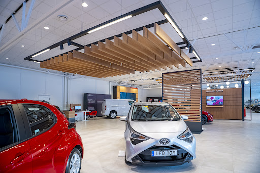 Bilcenter i Sundsvall-Toyota - Thumbnail