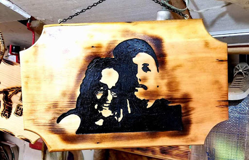 Dougs Custom Wood Signs - Thumbnail