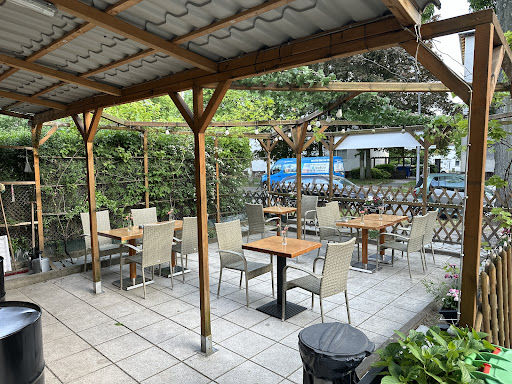 Middle Eats Kitchen