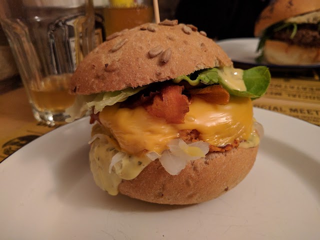 Meet Hamburger Gourmet