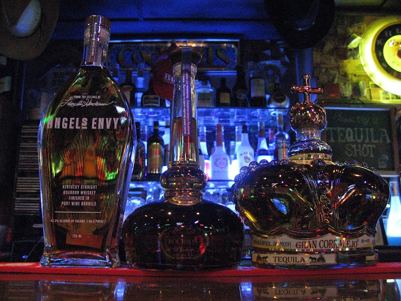 カフェ & カクテル ファウンテン ヒル