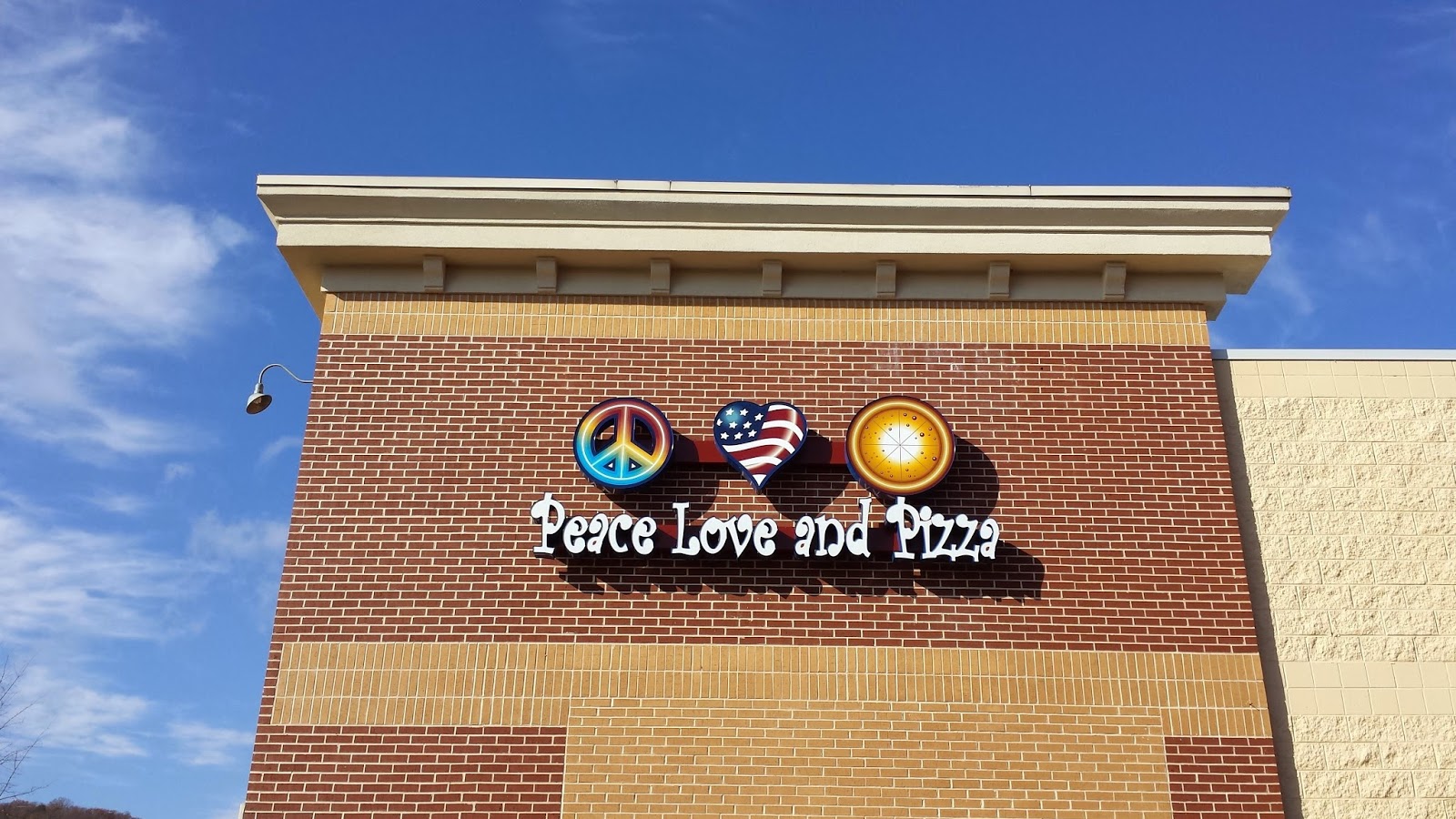 Peace Love and Pizza - Hwy 92 — photo 1