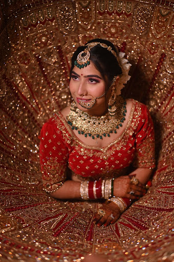 Bridal makeup is all about enhancing your natural beauty and ensuring you look radiant and pictur… post image