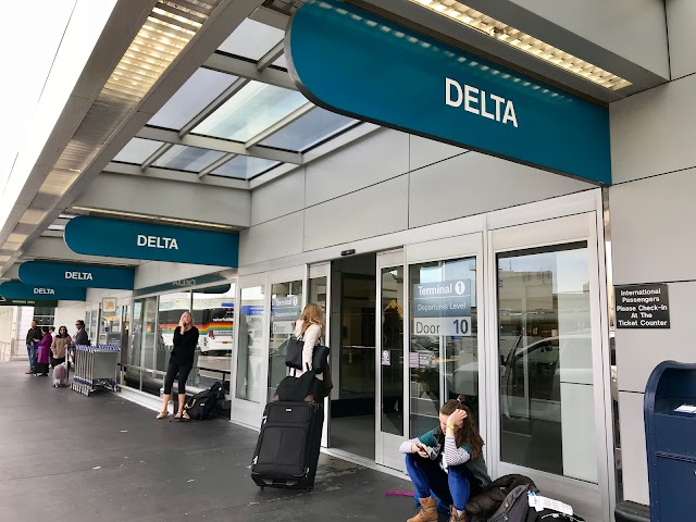 San Francisco International Airport Station