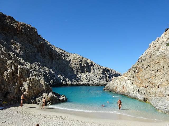 Stefanou beach