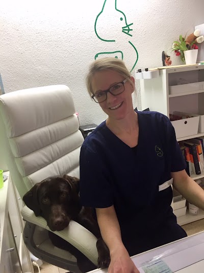 Photos of Dr. med. vet. Claudia Hammerschmidt