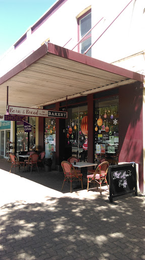 Born and Bread in Tumut Bakery - Thumbnail