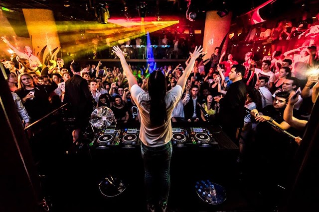 BYPASS FAMOUS CLUB GENEVA