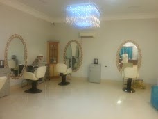 She Beauty Parlour gujrat