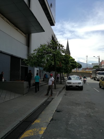 Photos of Business Plaza