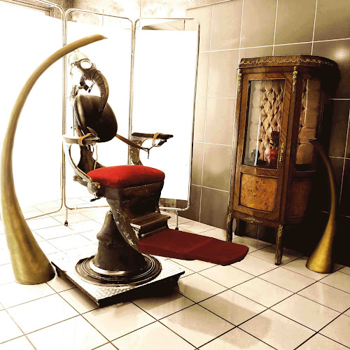 Opinii despre SECOND SKIN TATTOO STUDIO în Αθήνα - Αλλος