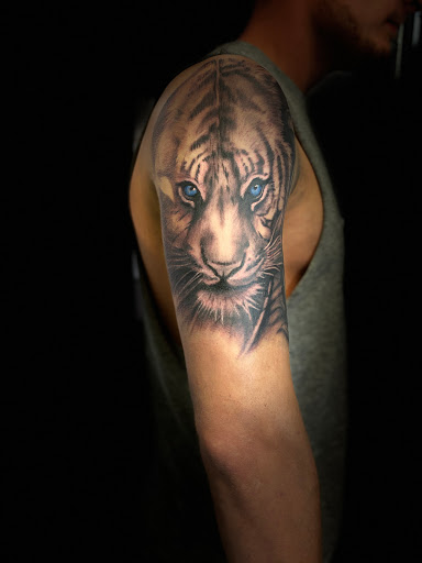 Pigments Tattoo & Piercing Co - Thumbnail