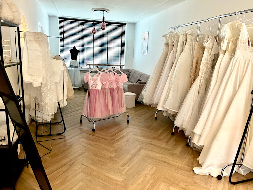 Atelier Easy Wear - Thumbnail