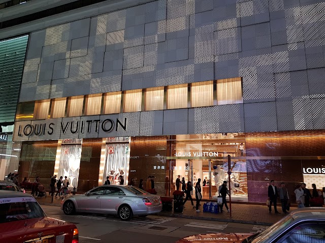 Mapstr - Shopping Louis Vuitton Hong Kong 5 Canton Road Kowloon 