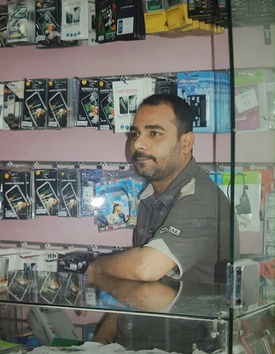 electronics-store