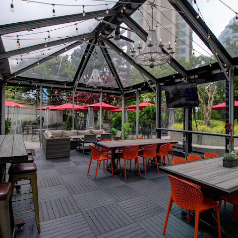 Bake's Place Bar & Bistro by null