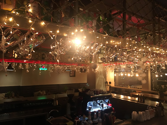 VOGA Urban Cafe Bar - Καφετέρια