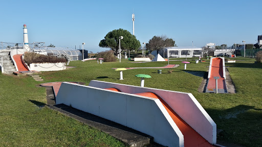Photo de Bar du Mini Golf Piscine crepes glaces gaufres à Merville-Franceville-Plage (14810)