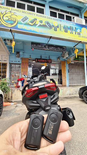 Pakar Kunci钥匙开锁Locksmith(Gemilang Scientex Trading 科技)