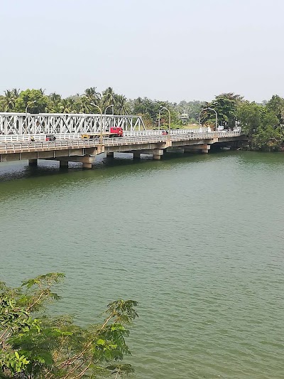 Photos of Aluth Palama Bus Stop